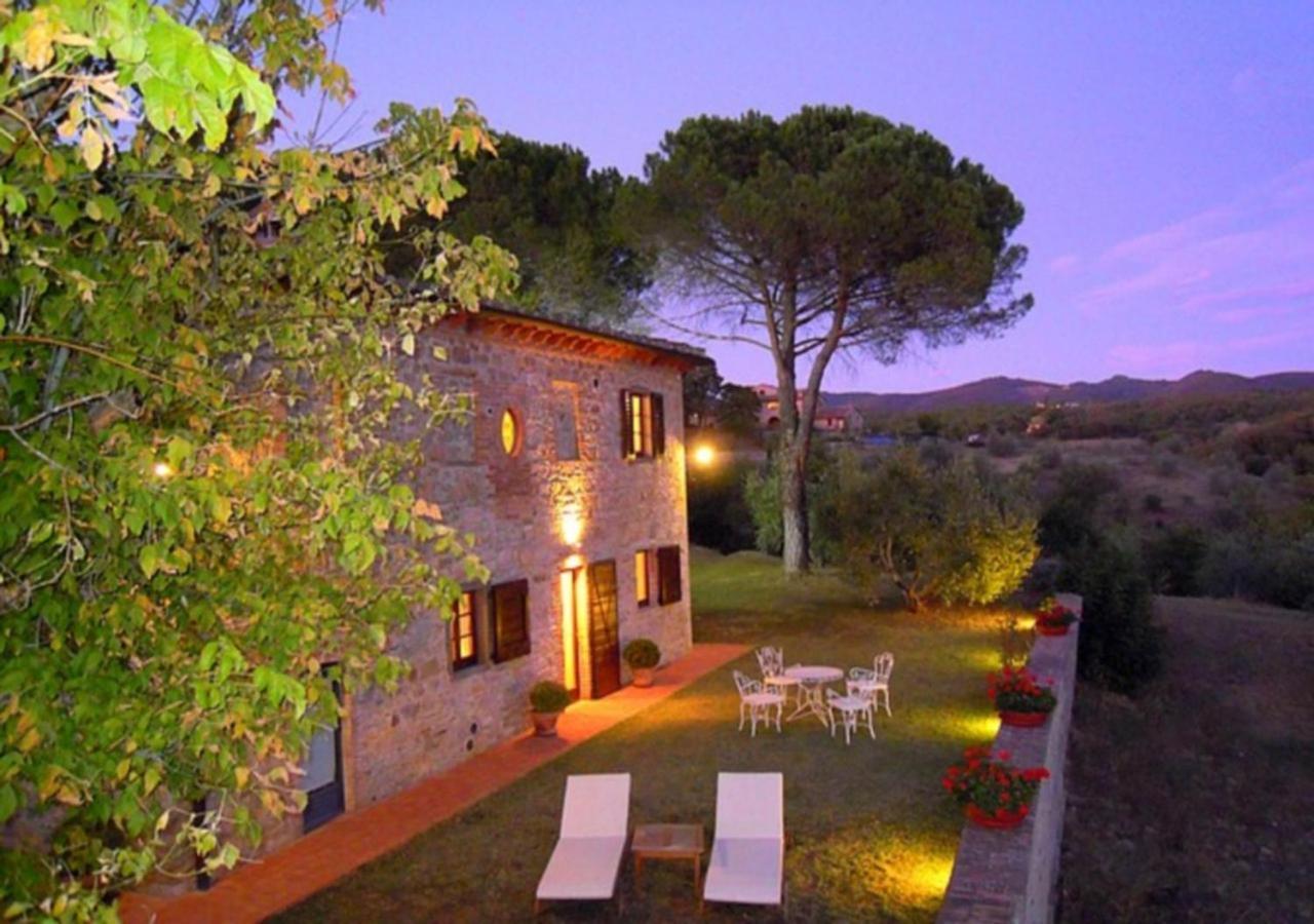 Podere Lucignano Secondo Agriturismo Gaiole in Chianti Dış mekan fotoğraf