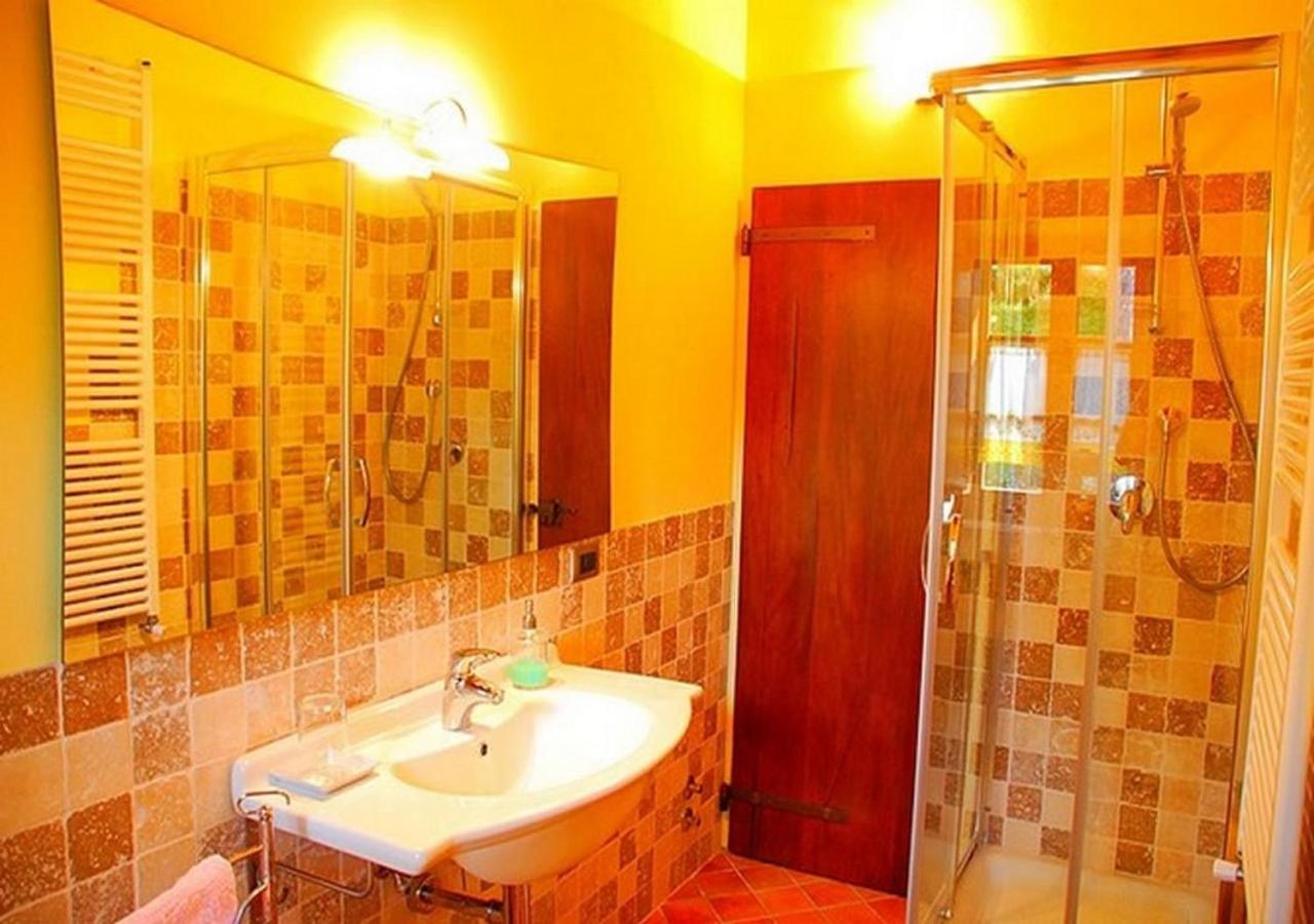 Podere Lucignano Secondo Agriturismo Gaiole in Chianti Dış mekan fotoğraf